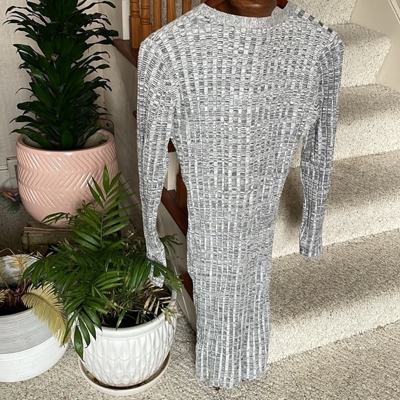 NWT Willow & Wind Gray Ribbed Dress - Picture 5 of 9
